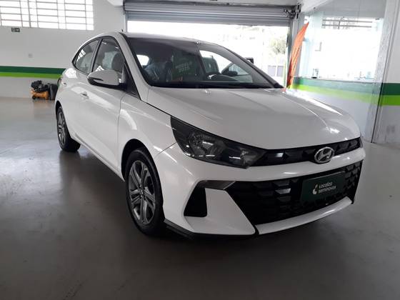 HYUNDAI HB20 1.0 TGDI FLEX COMFORT PLUS AUTOMÁTICO HYUNDAI HB20 1.0 TGDI FLEX COMFORT PLUS AUTOMÁTICO